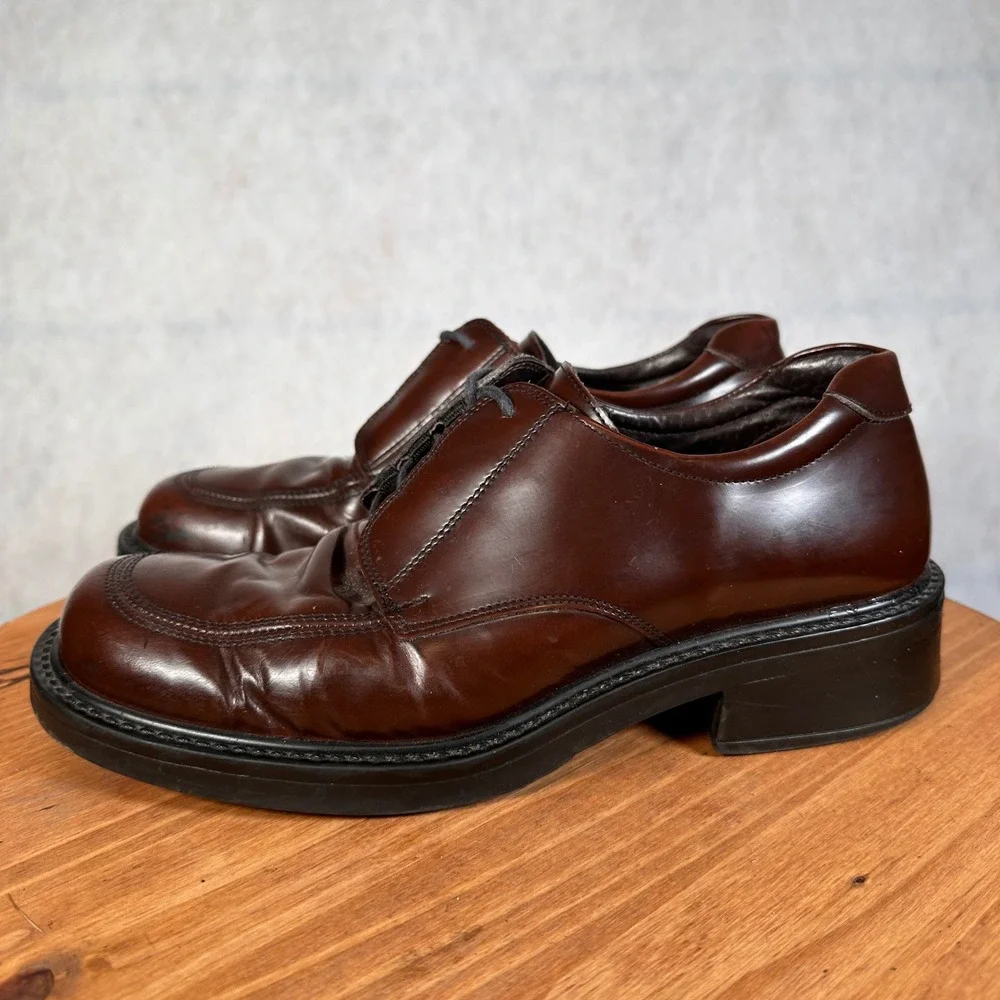 G.H. Bass & Co. bass leather